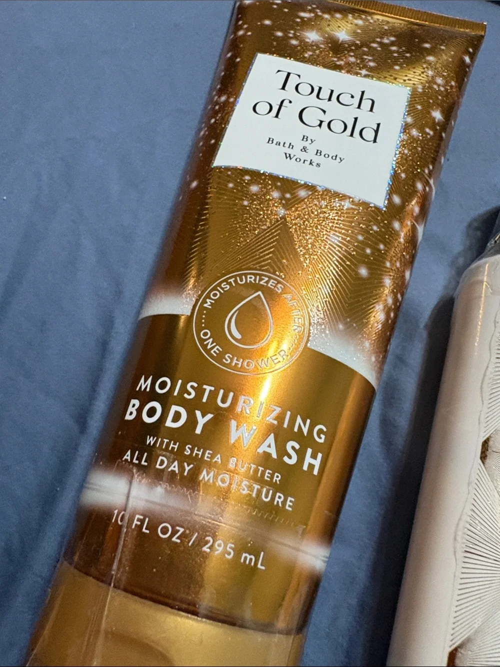 Bath & Body Works Touch of Gold Body Wash Duo - Gold, White - Picture 8 of 9